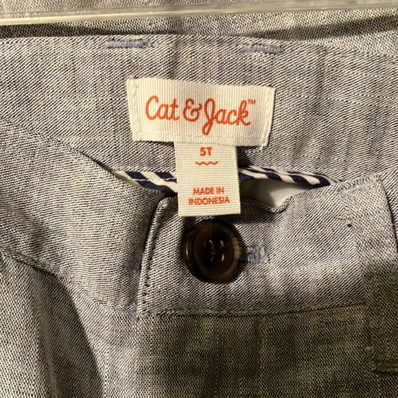 New with tags Cat & Jack boys pants size 5 T. Straight leg, adjustable waist - Picture 4 of 7